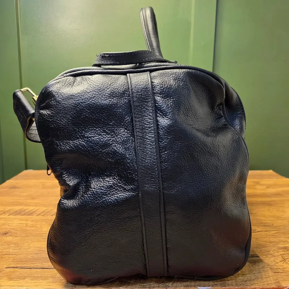 Black leather duffle Travel Weekender bag Gym Shoulder carry-on 20x11x9in